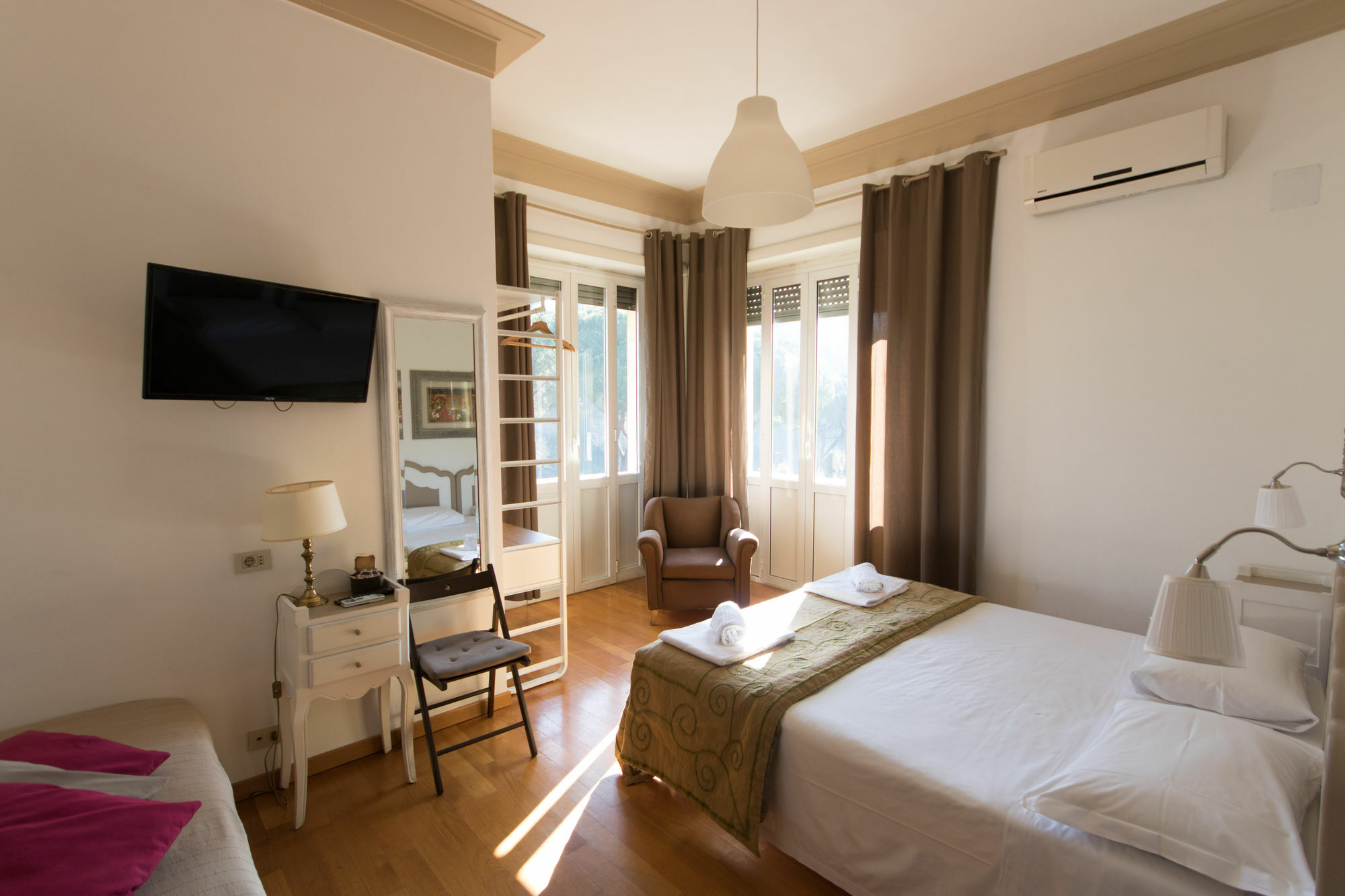 Le Suites Di Tevere Home Ρώμη Εξωτερικό φωτογραφία
